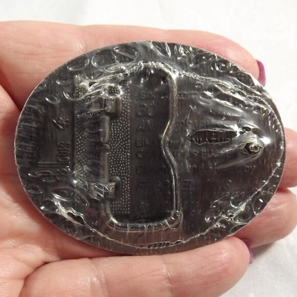 NOS 1988 Hesston National Finals Rodeo Commemorative Mini Child's Belt Buckle - Picture 3 of 9